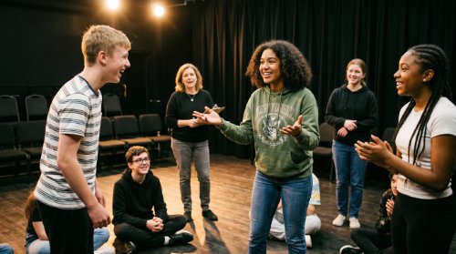 teanagers building confidence through drama
